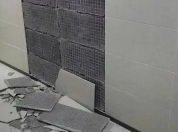 惠济区瓷砖空鼓维修公司分享下惠济区墙砖松动维修的知识